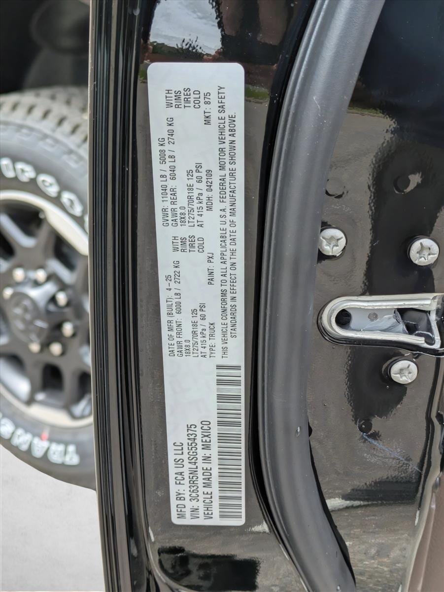 2025 RAM 2500 Laramie - Photo 18