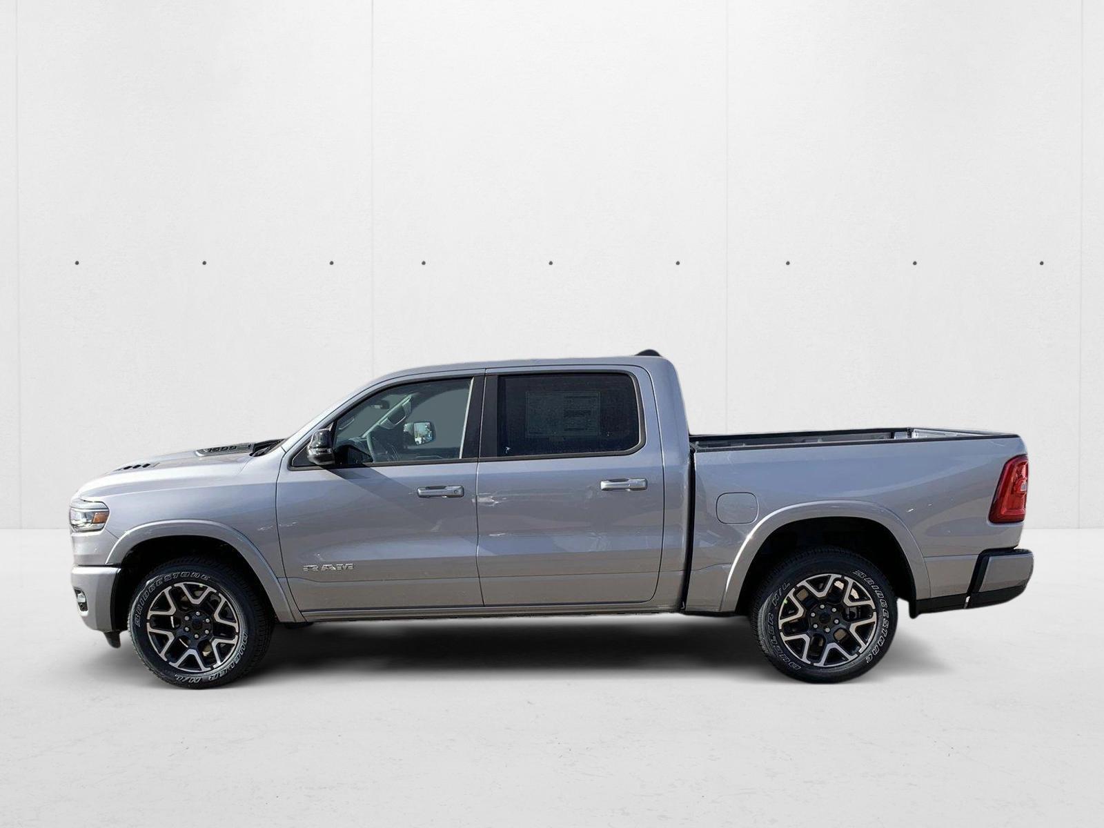 2025 Ram 1500 Laramie photo 2