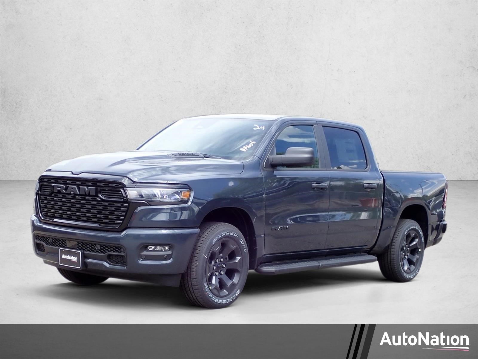 2026 RAM 1500 Express 4x4 Crew Cab 5'7's photo