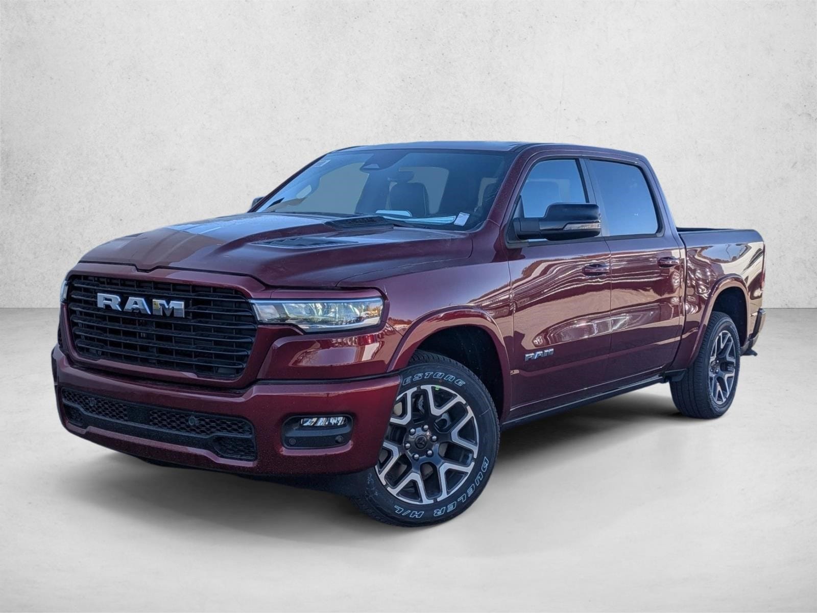 2026 RAM Ram 1500 Pickup Laramie's photo