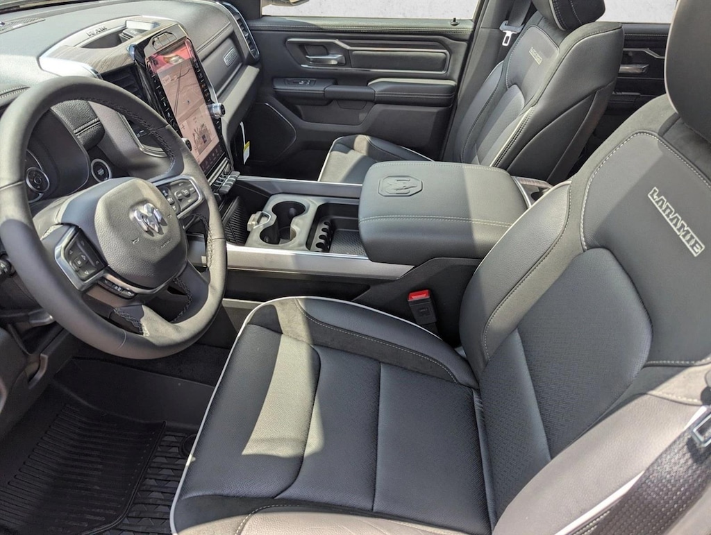 New 2025 Ram 1500 Laramie Truck Crew Cab