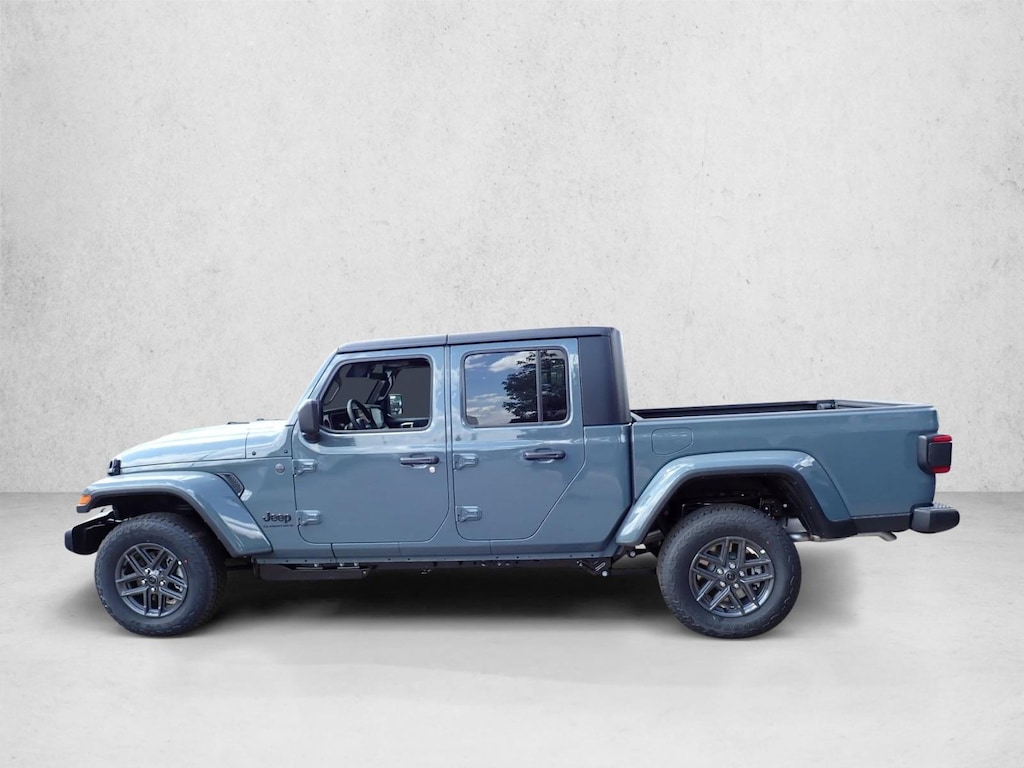 New 2026 Jeep Gladiator Sport S Truck Crew Cab