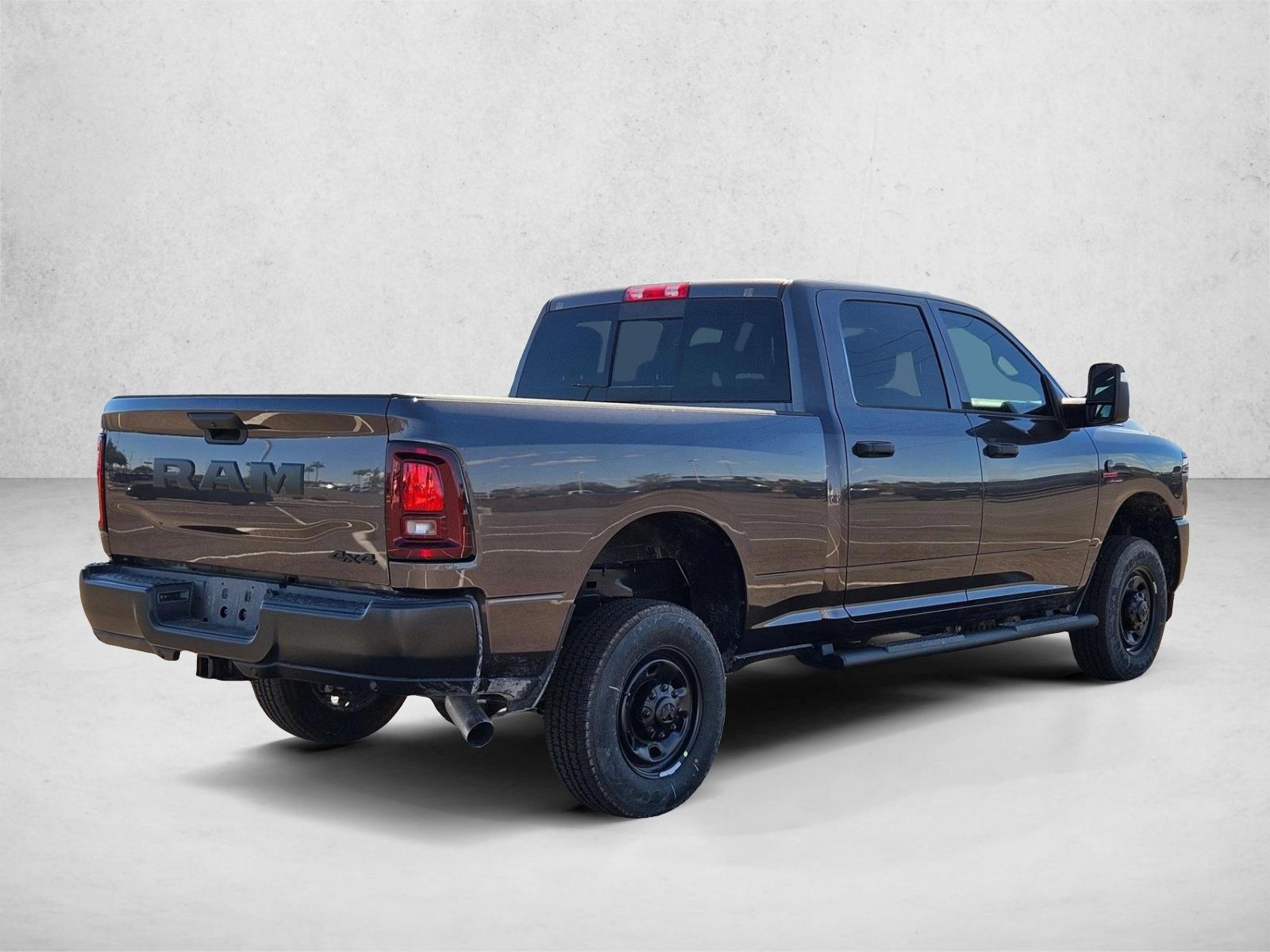 2025 Ram 2500 Tradesman photo 2