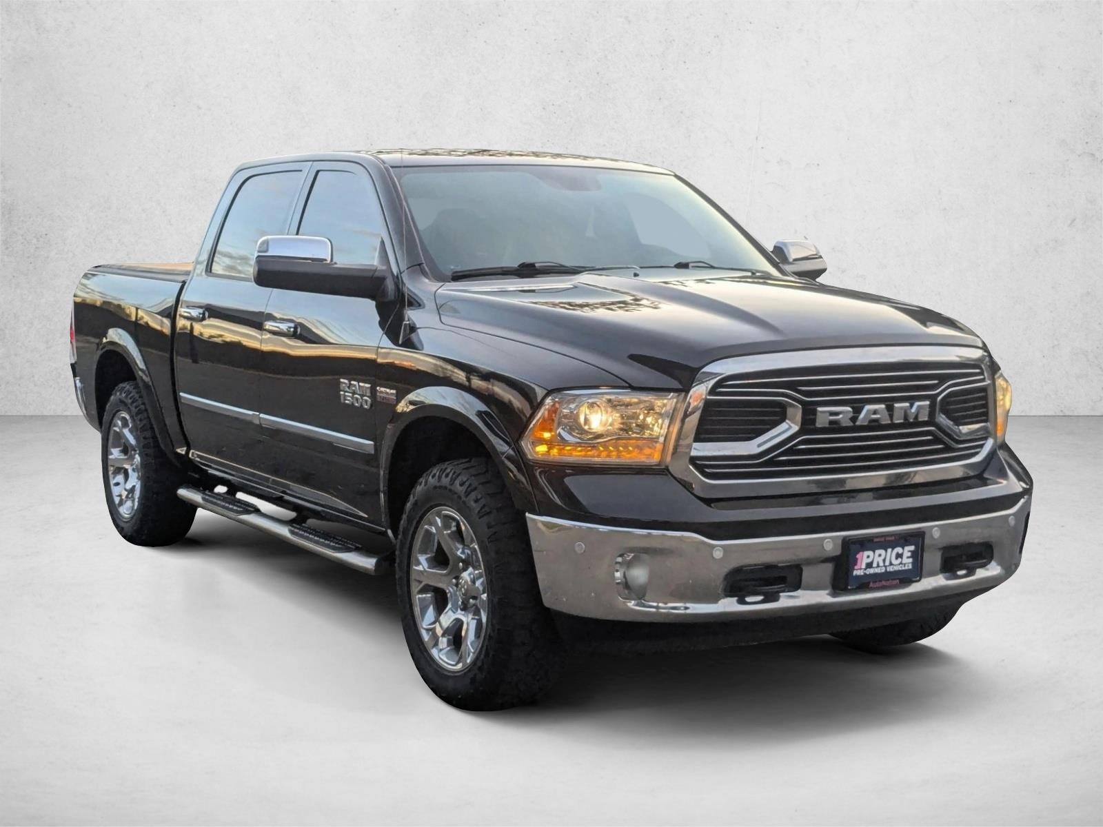 2016 Ram 1500 Laramie photo 3