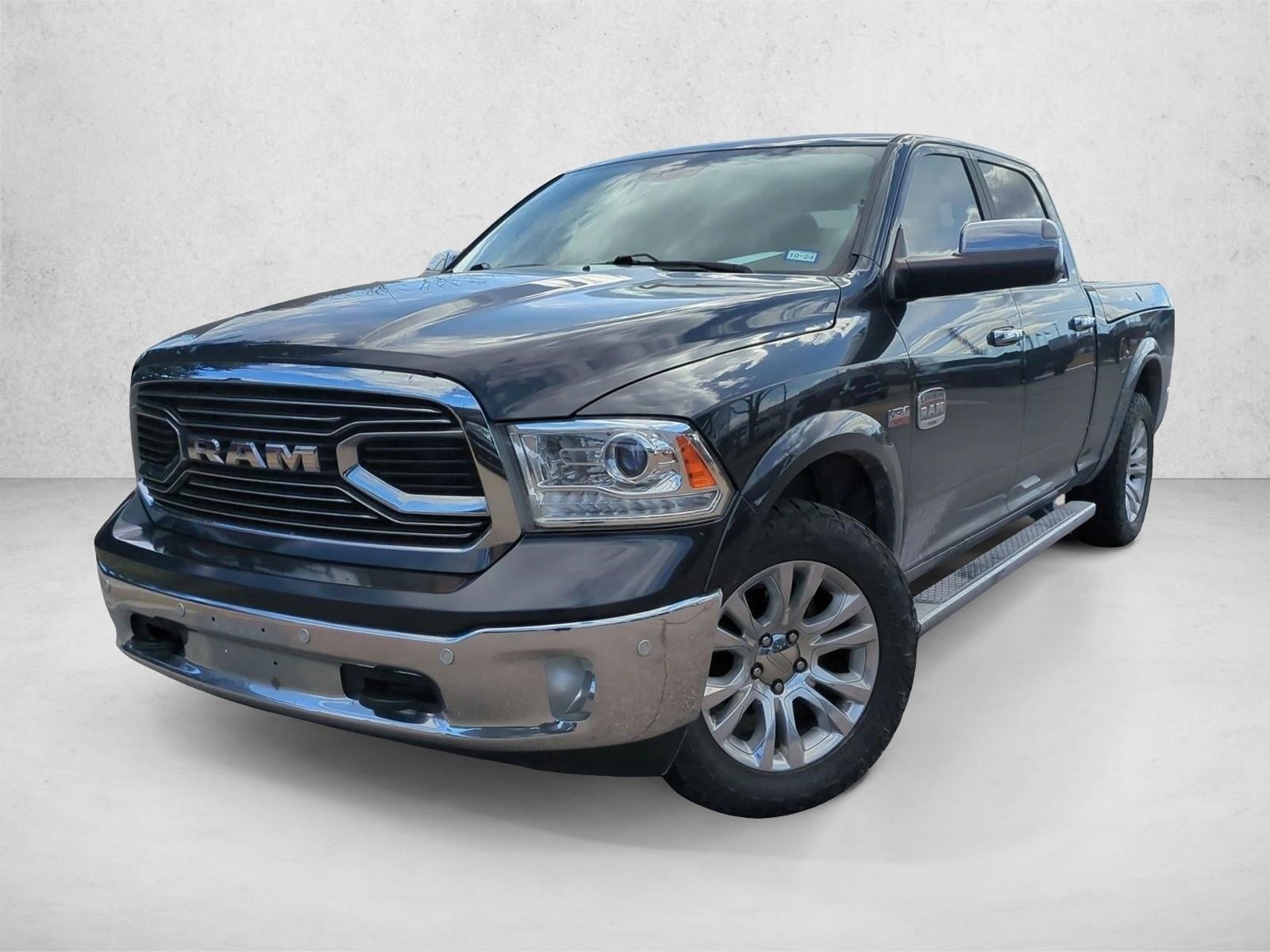 2017 RAM Ram 1500 Pickup Laramie Longhorn