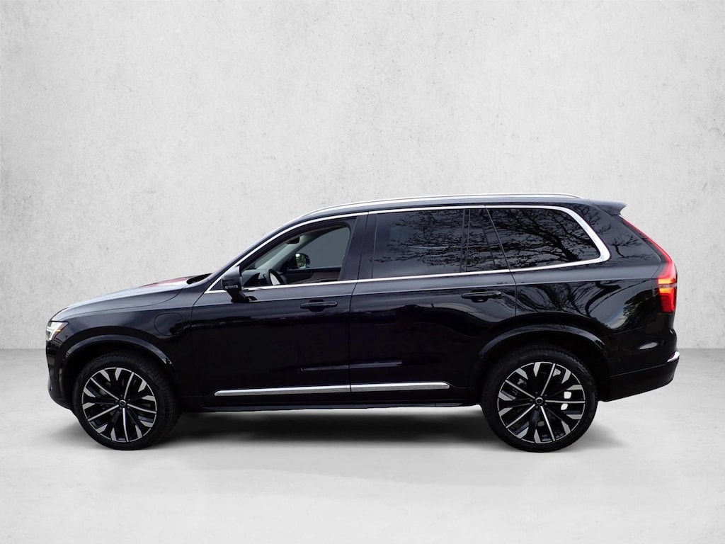 Used 2025 Volvo XC90 Plug-In Hybrid Plus Sport Utility
