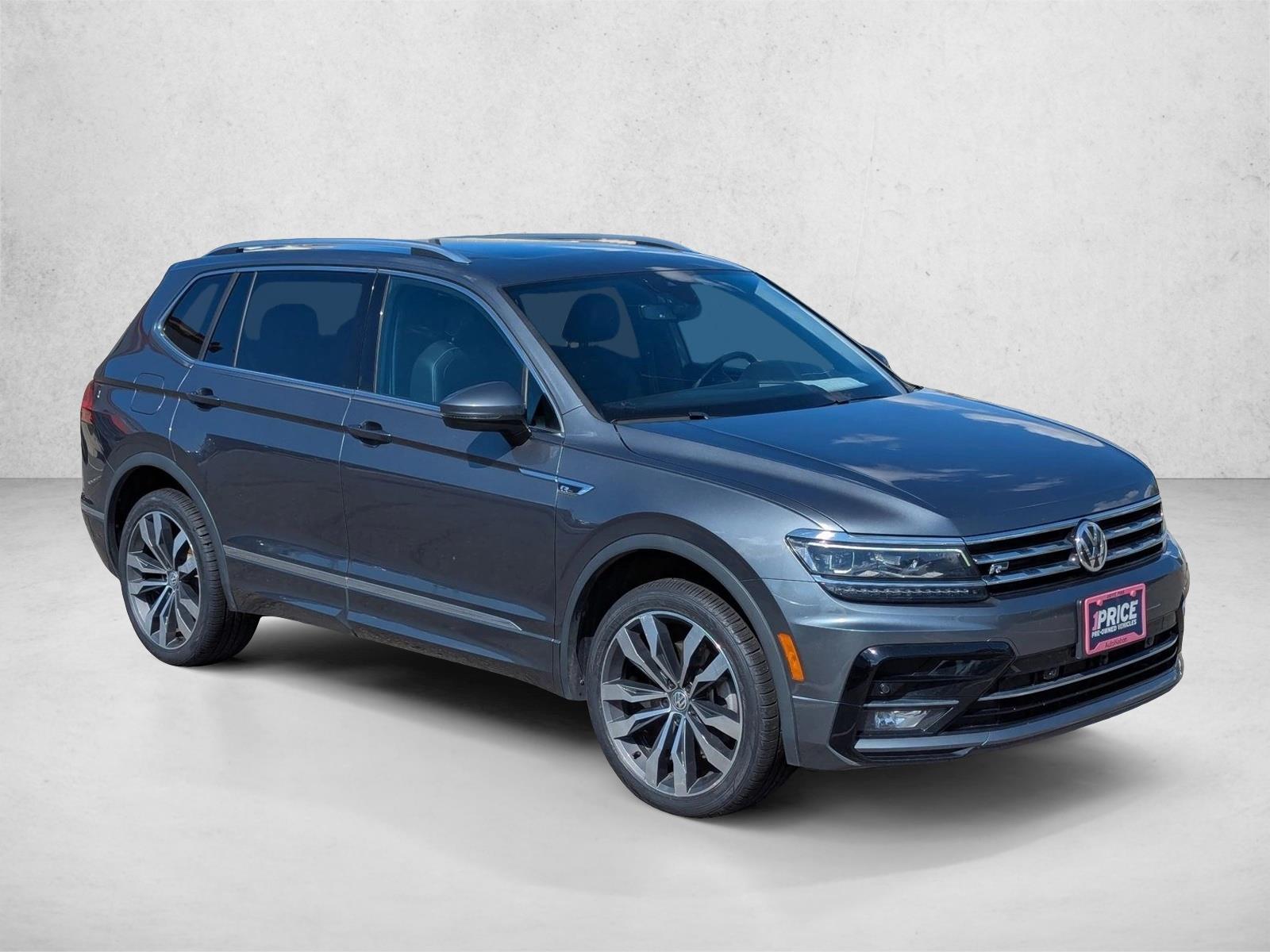 2021 Volkswagen Tiguan SEL Premium R-Line photo 3