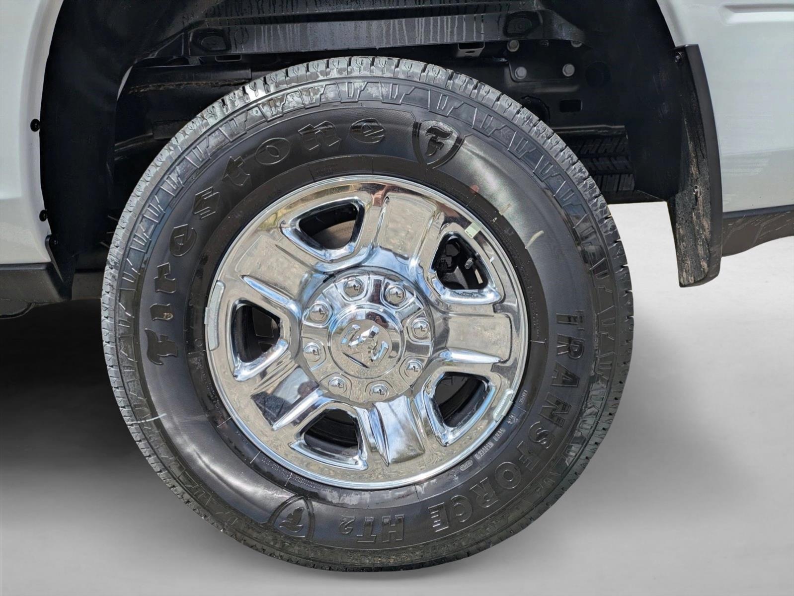 2025 RAM 2500 Tradesman - Photo 16