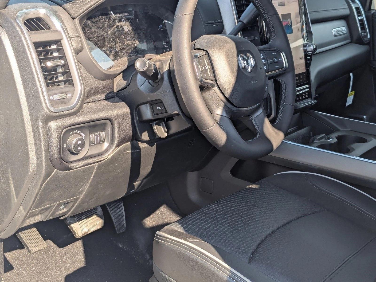 2025 Ram 2500 Laramie photo 3