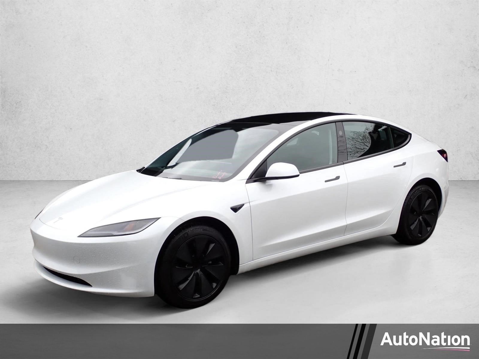 2025 Tesla Model 3 Long Range's photo
