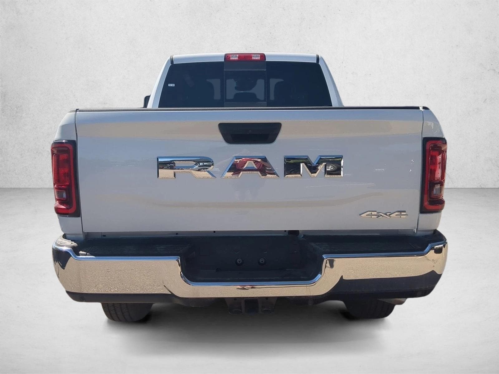 2025 RAM 2500 Tradesman - Photo 8