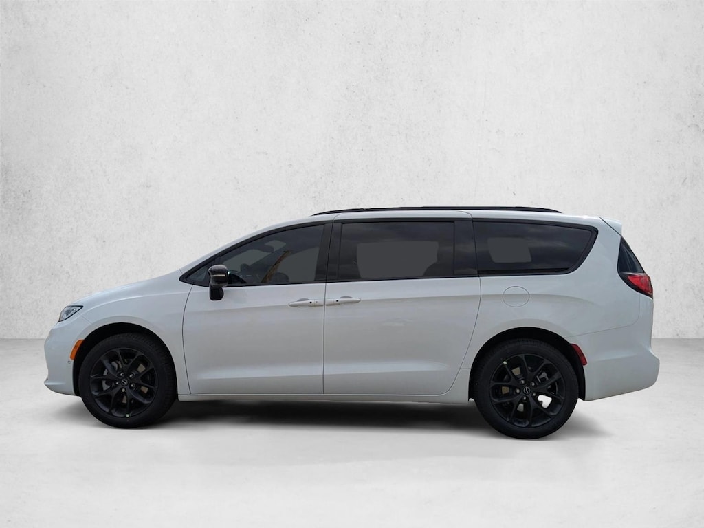 New 2026 Chrysler Pacifica Select Van Passenger Van