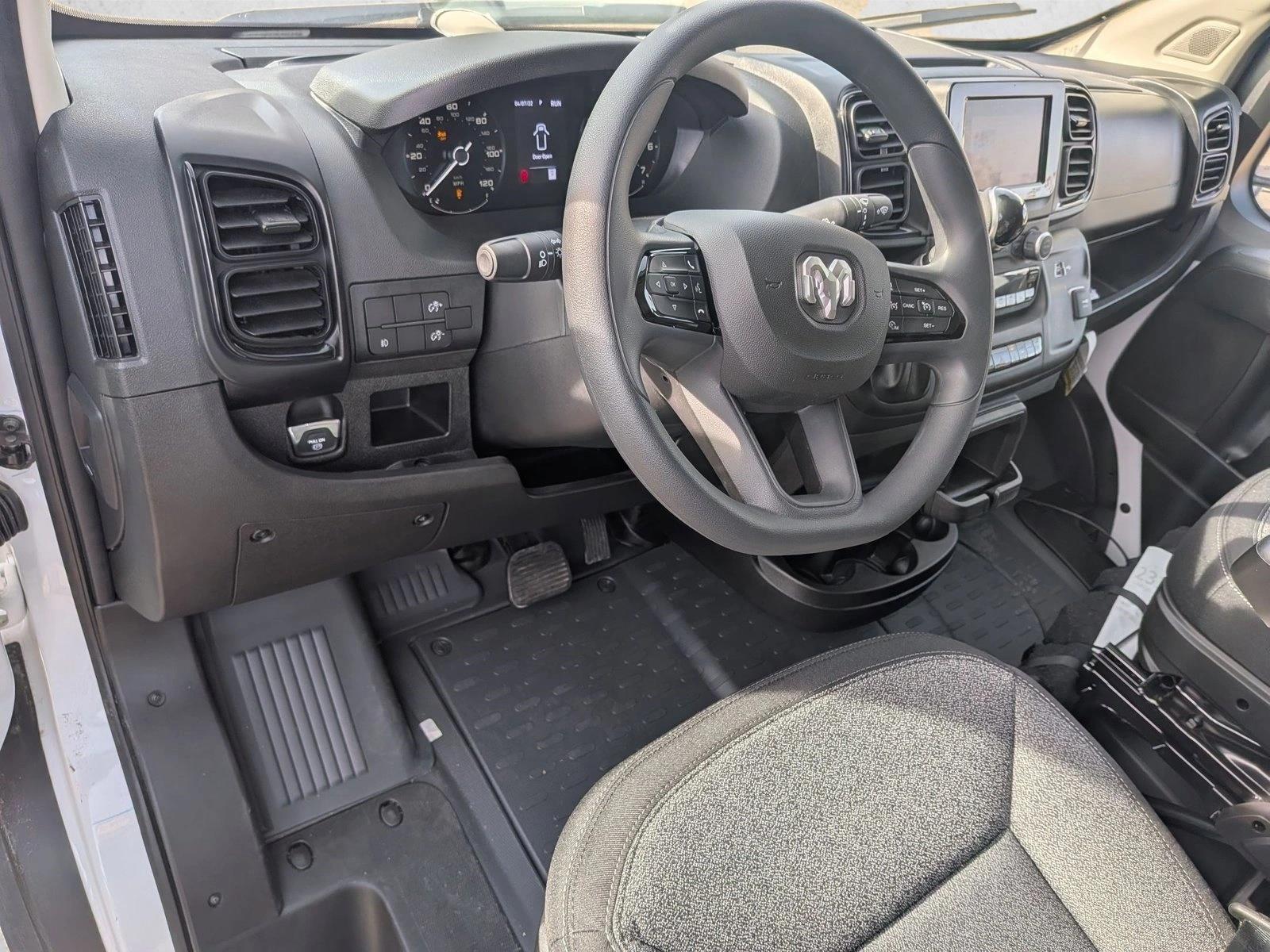 2026 Ram ProMaster 2500 photo 2