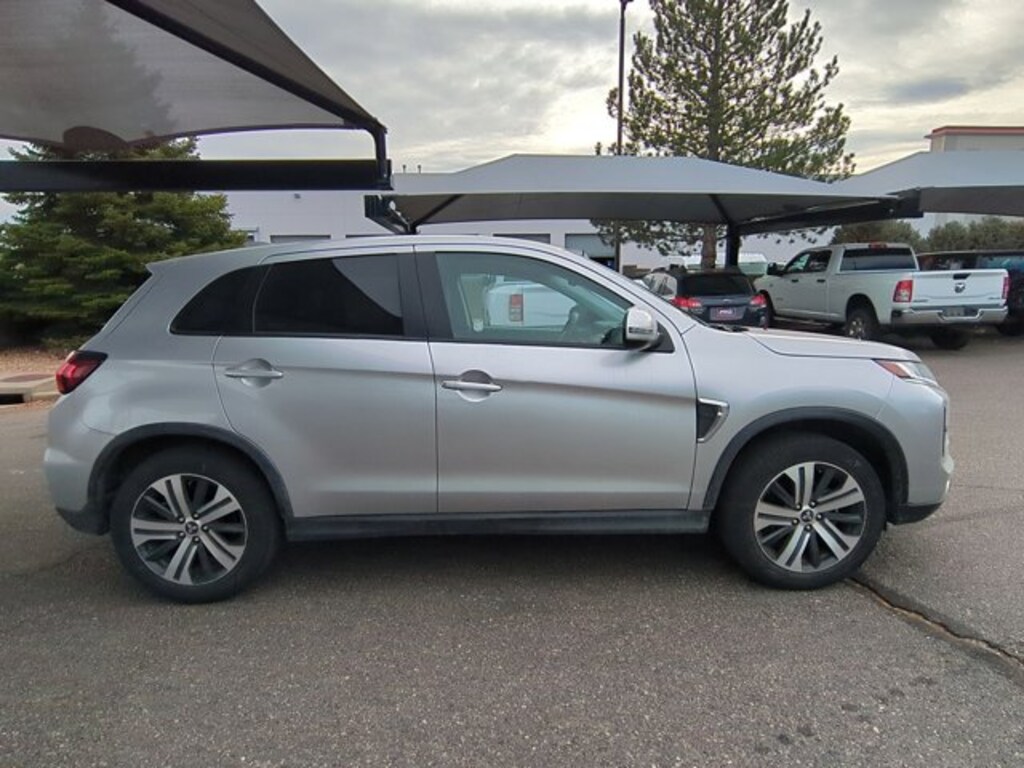 Used 2024 Mitsubishi Outlander SE Sport Utility