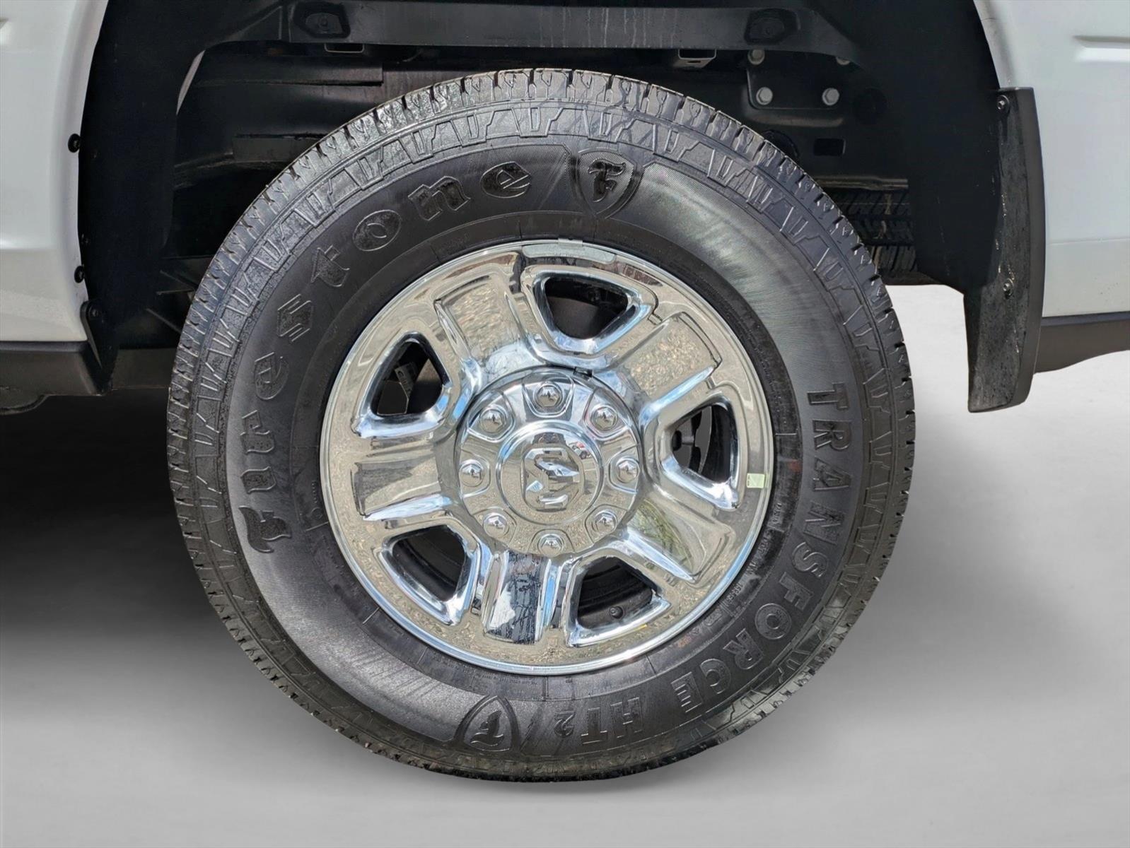 2025 RAM 2500 Tradesman - Photo 17