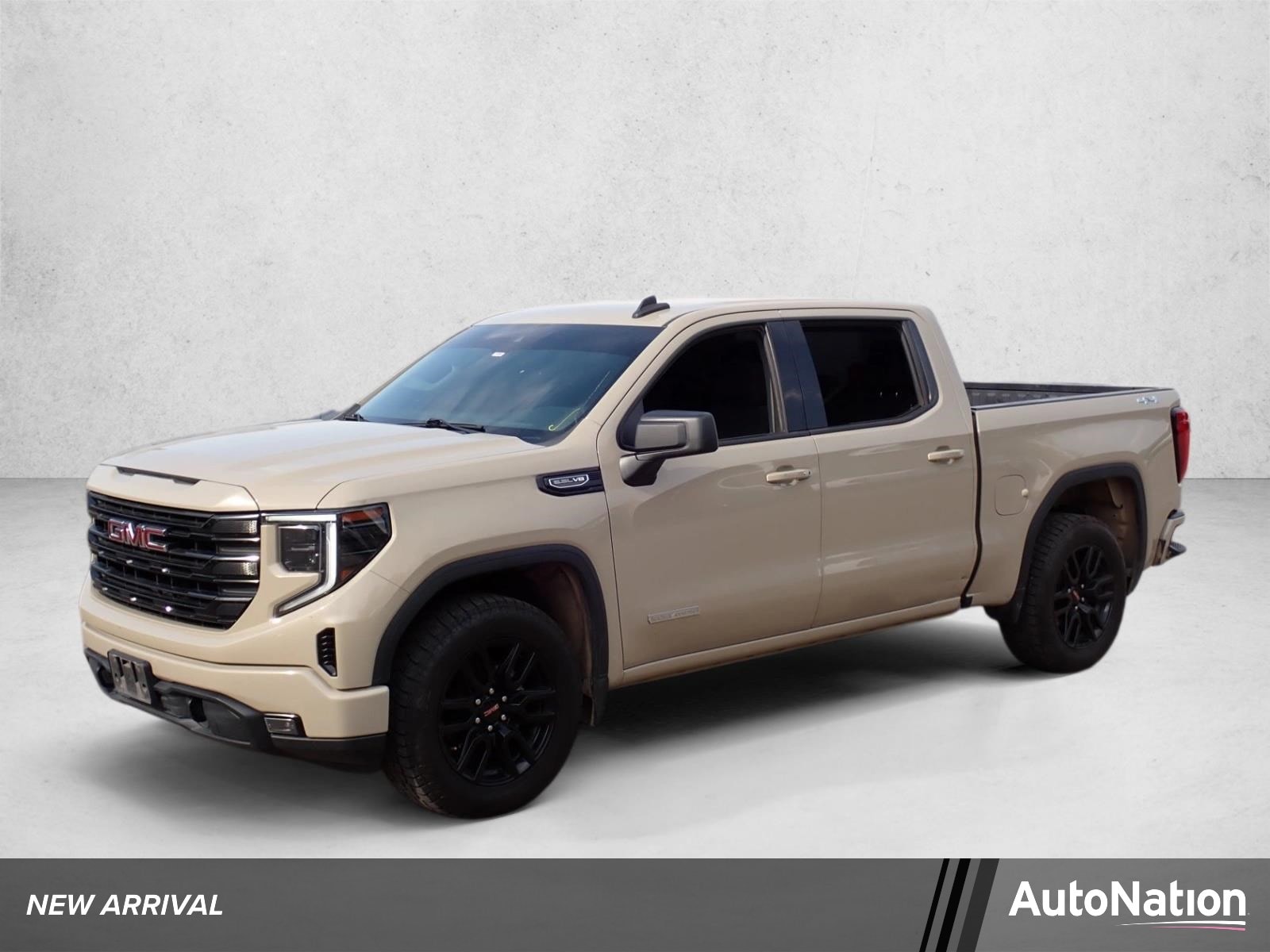 2022 GMC Sierra 4WD Crew Cab Short Box Elevation's photo