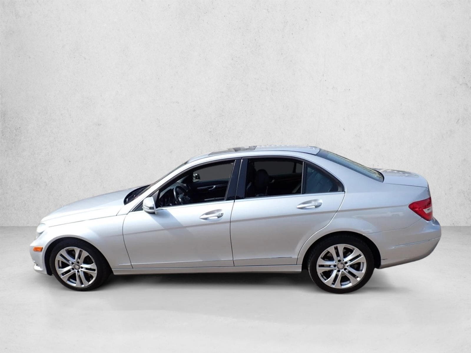Used 2013 Mercedes-Benz C-Class C300 Luxury with VIN WDDGF8AB4DA812256 for sale in Centennial, CO