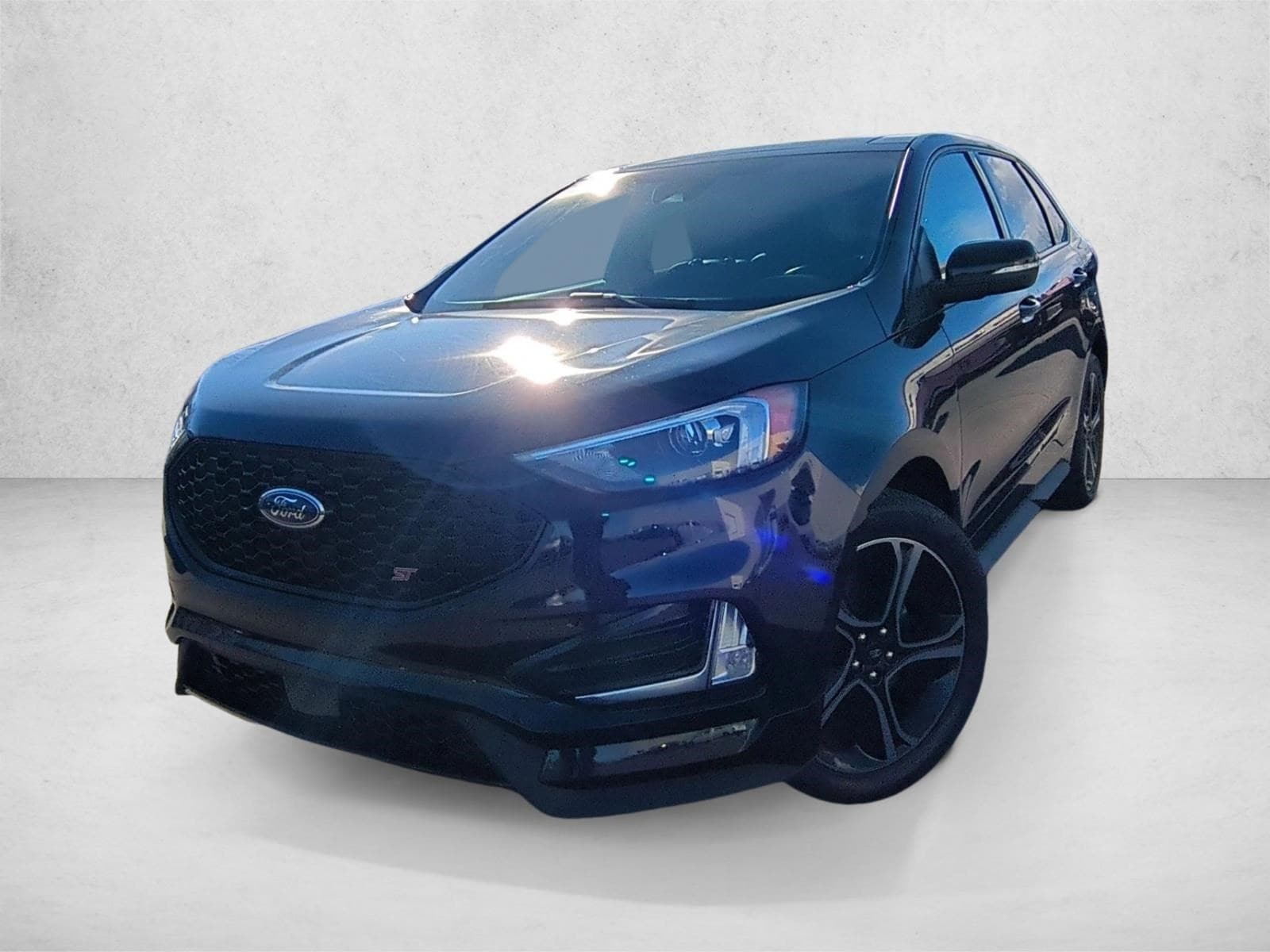 2020 Ford Edge ST's photo