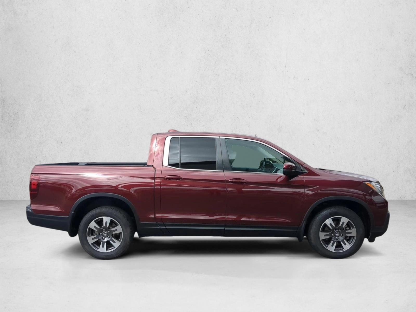 2019 Honda Ridgeline RTL photo 4