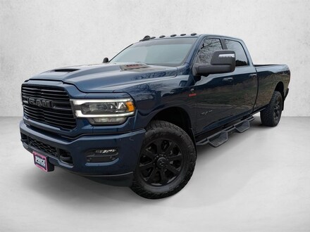 2024 Ram 3500 Laramie Crew Cab Pickup