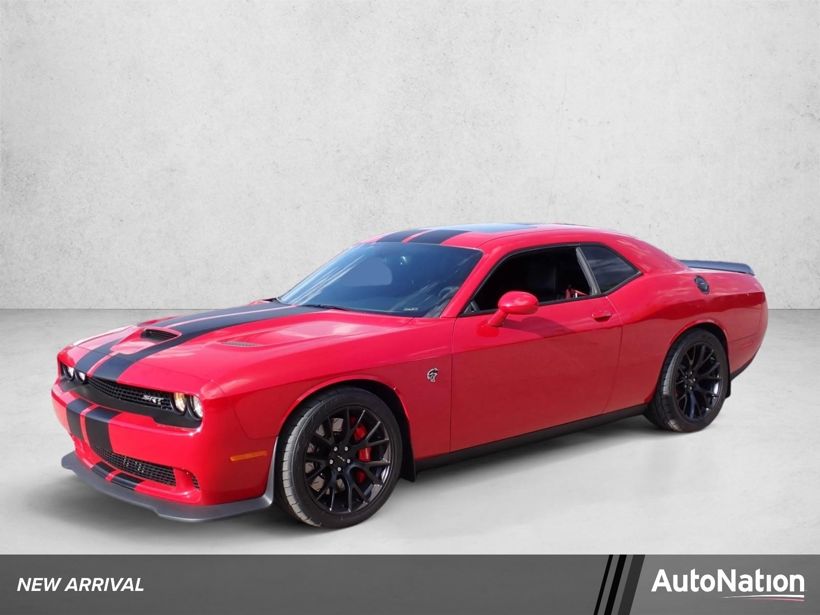 2016 Dodge Challenger SRT Hellcat's photo