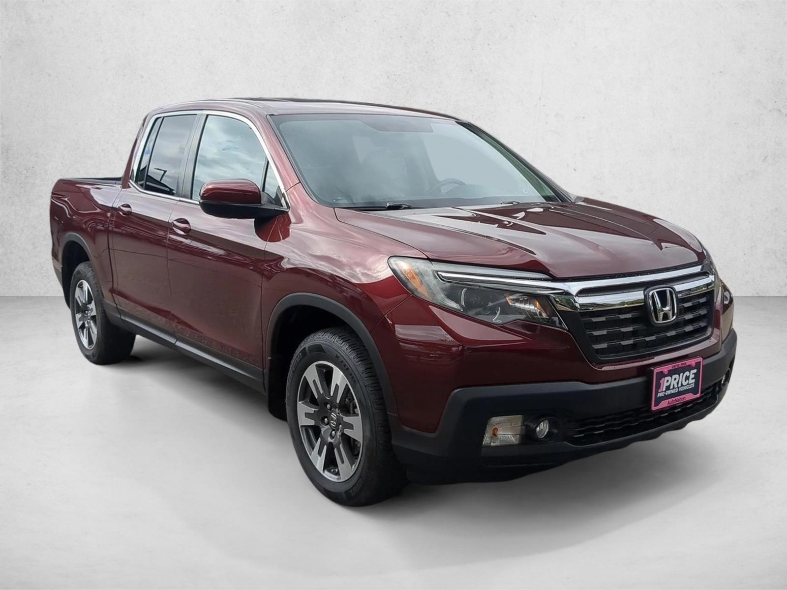 2019 Honda Ridgeline RTL photo 3