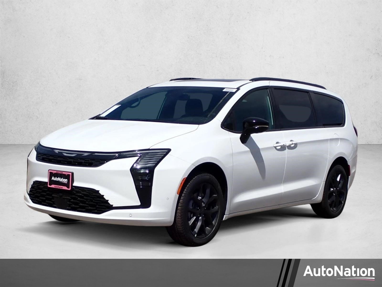 2027 Chrysler Pacifica Limited AWD's photo
