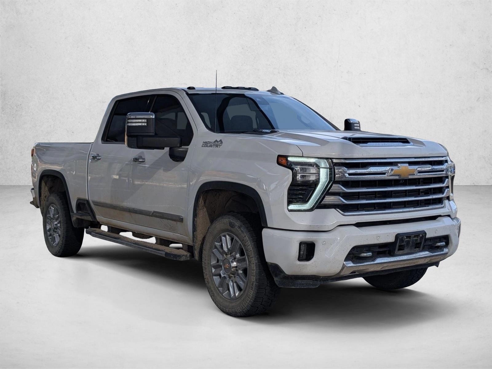 2024 Chevrolet Silverado 2500HD High Country photo 3