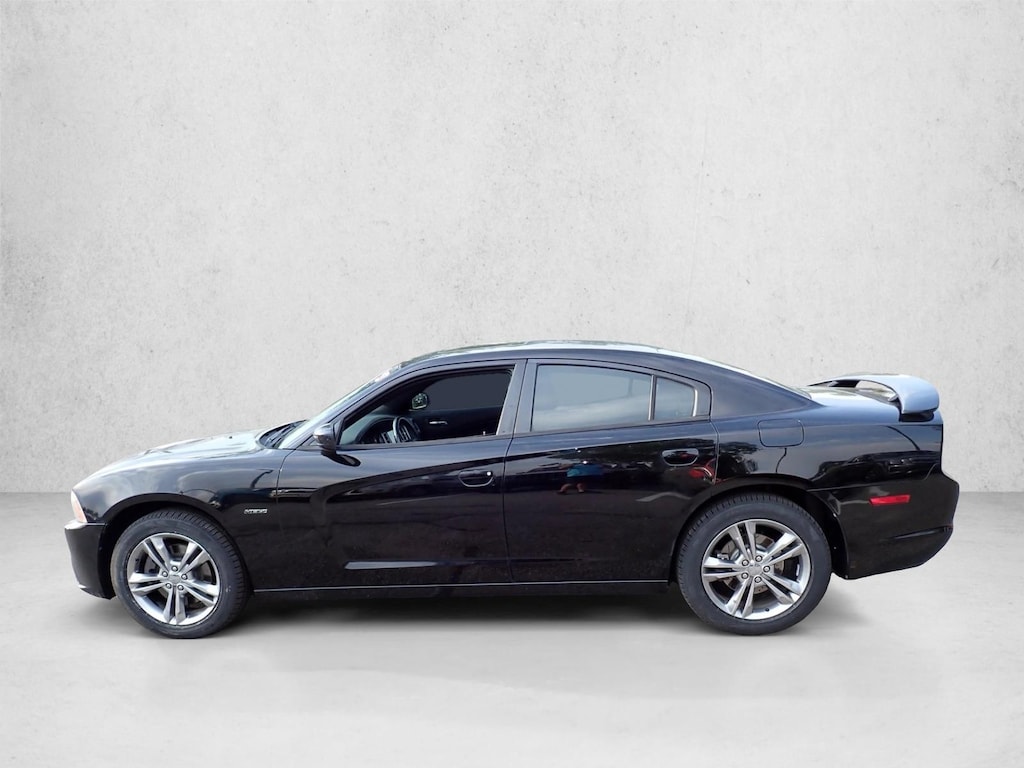 Used 2013 Dodge Charger RT Max 4dr Car