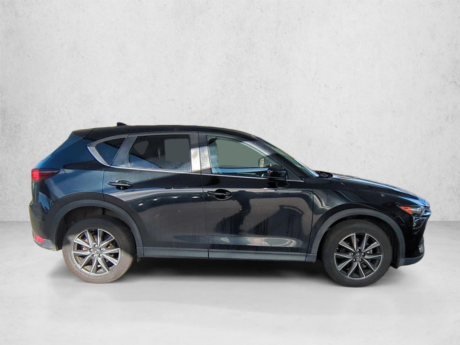 2018 Mazda CX-5 Touring photo 4