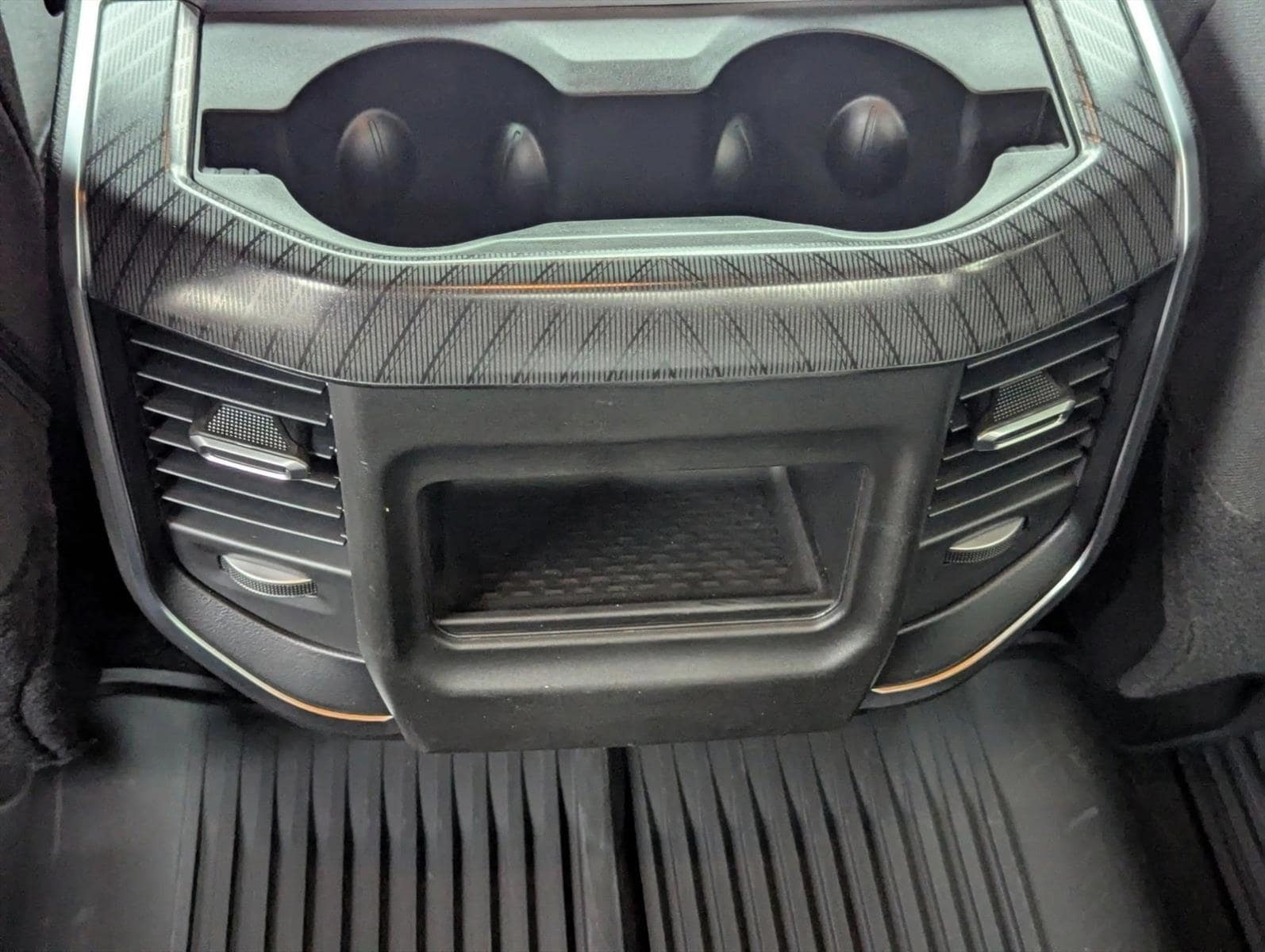 2025 RAM 2500 Big Horn - Photo 18