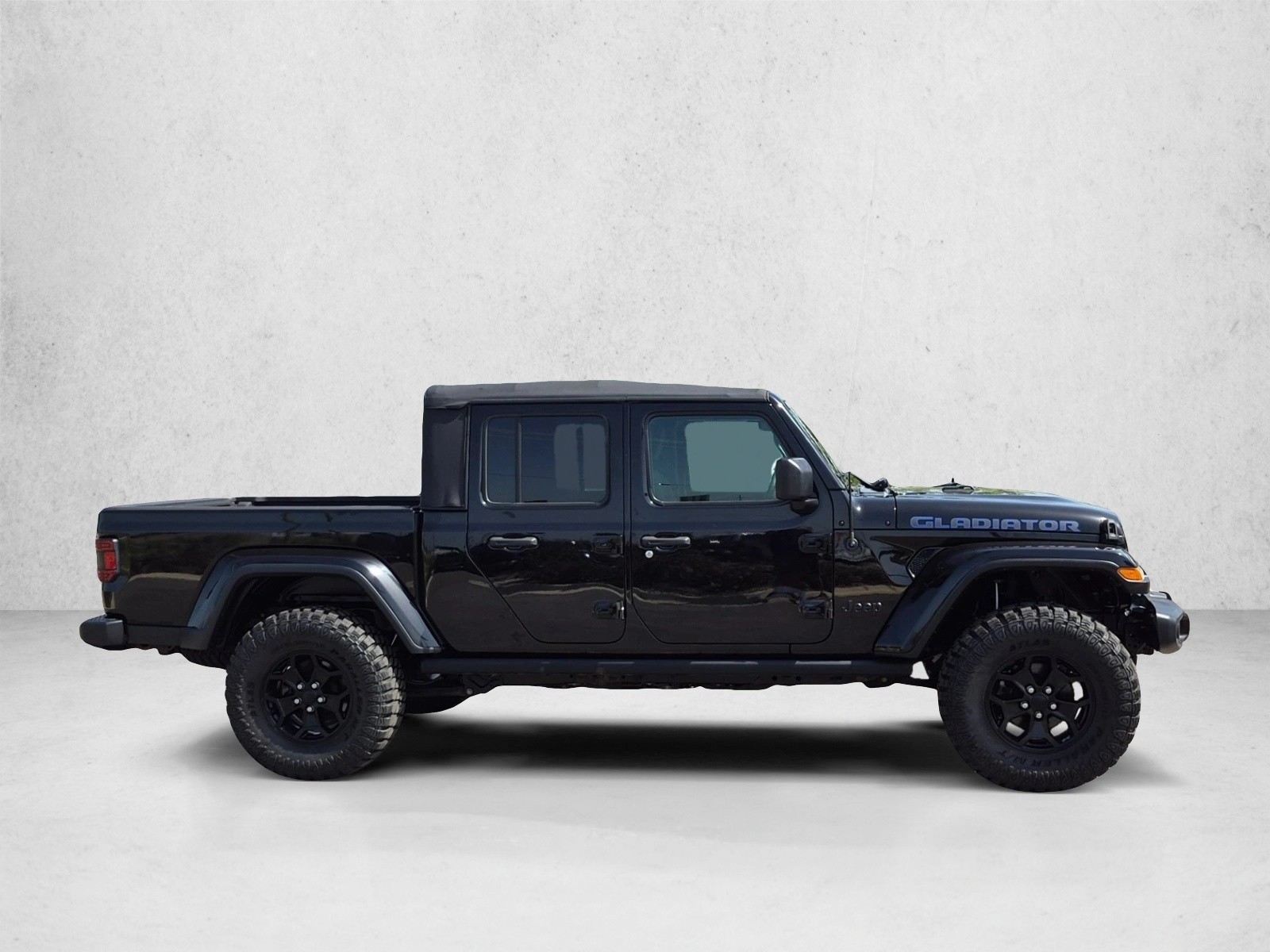 Used 2021 Jeep Gladiator Willys Sport Crew Cab Pickup