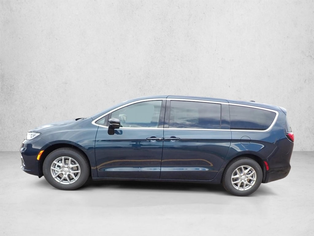 New 2025 Chrysler Pacifica Select Van Passenger Van
