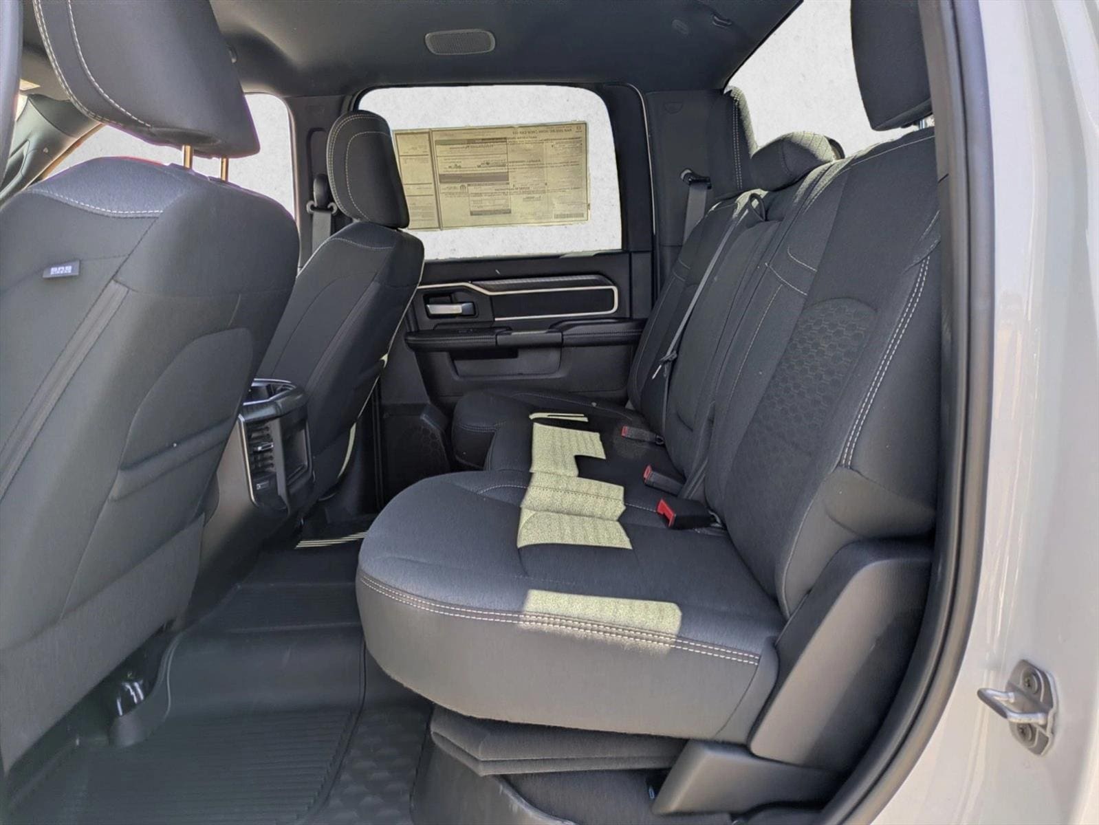 2025 RAM 2500 Big Horn - Photo 16