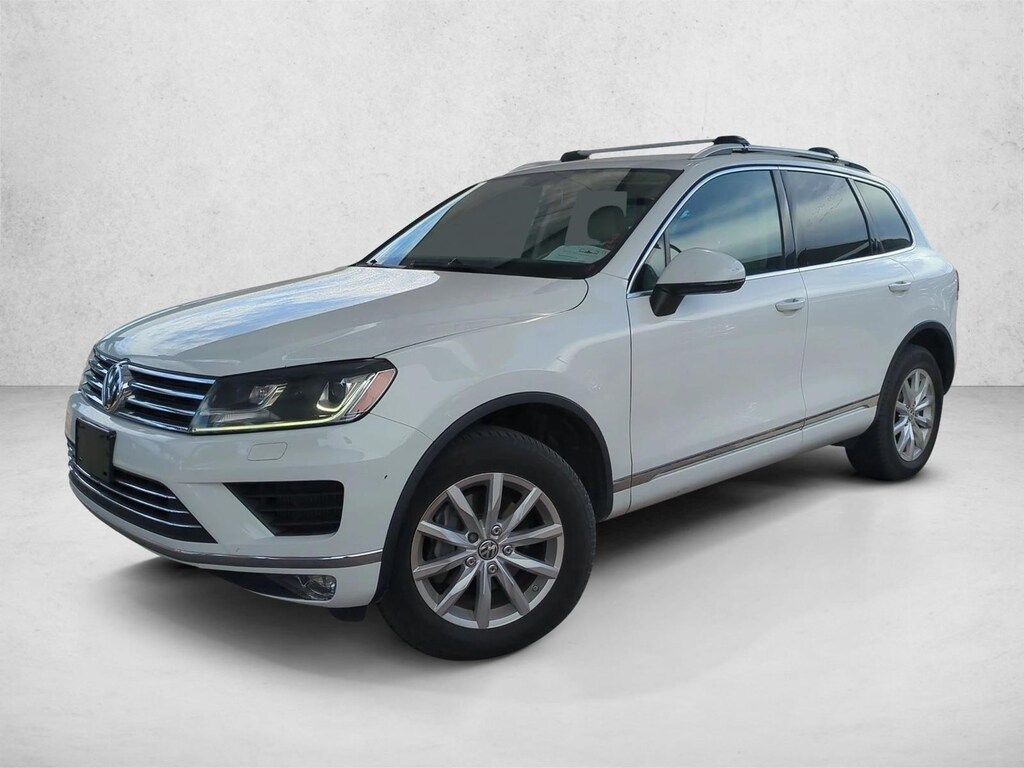 Used 2015 Volkswagen Touareg Sport w/Technology Sport Utility