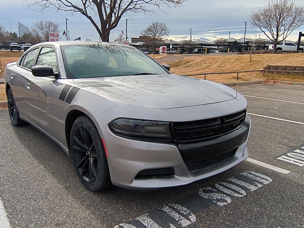 Used 2017 Dodge Charger SE 4dr Car