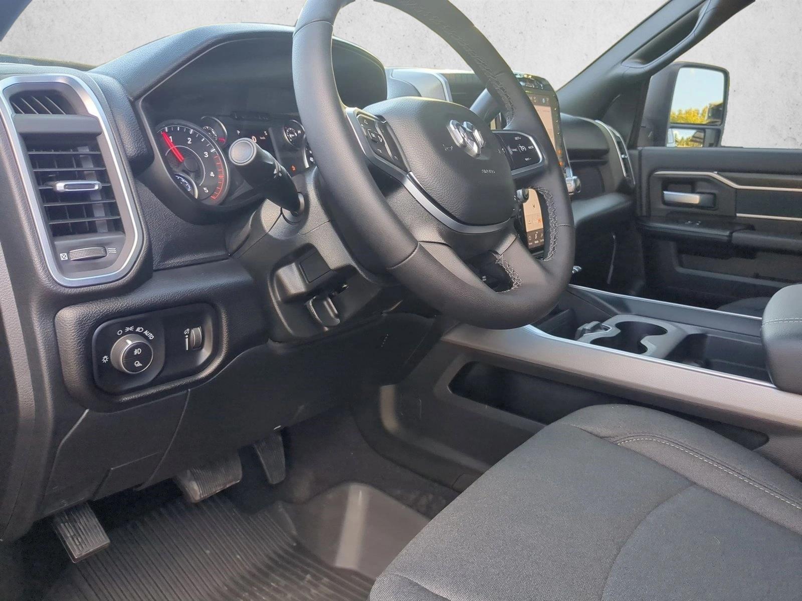 2026 Ram 2500 Big Horn photo 3