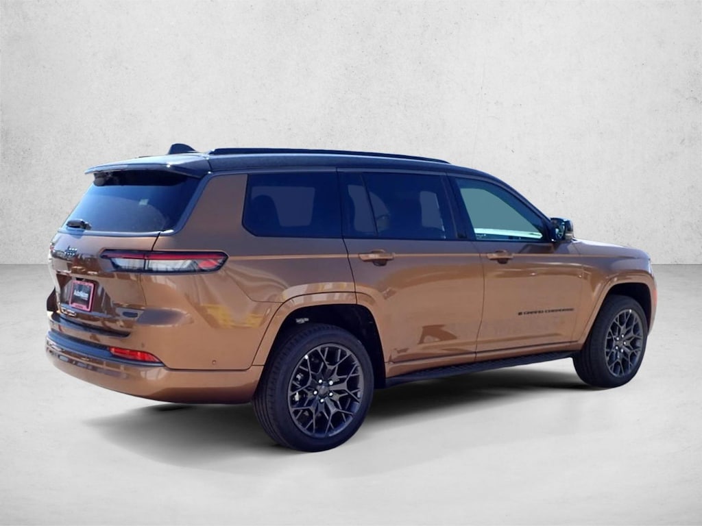 New 2026 Jeep Grand Cherokee Summit SUV
