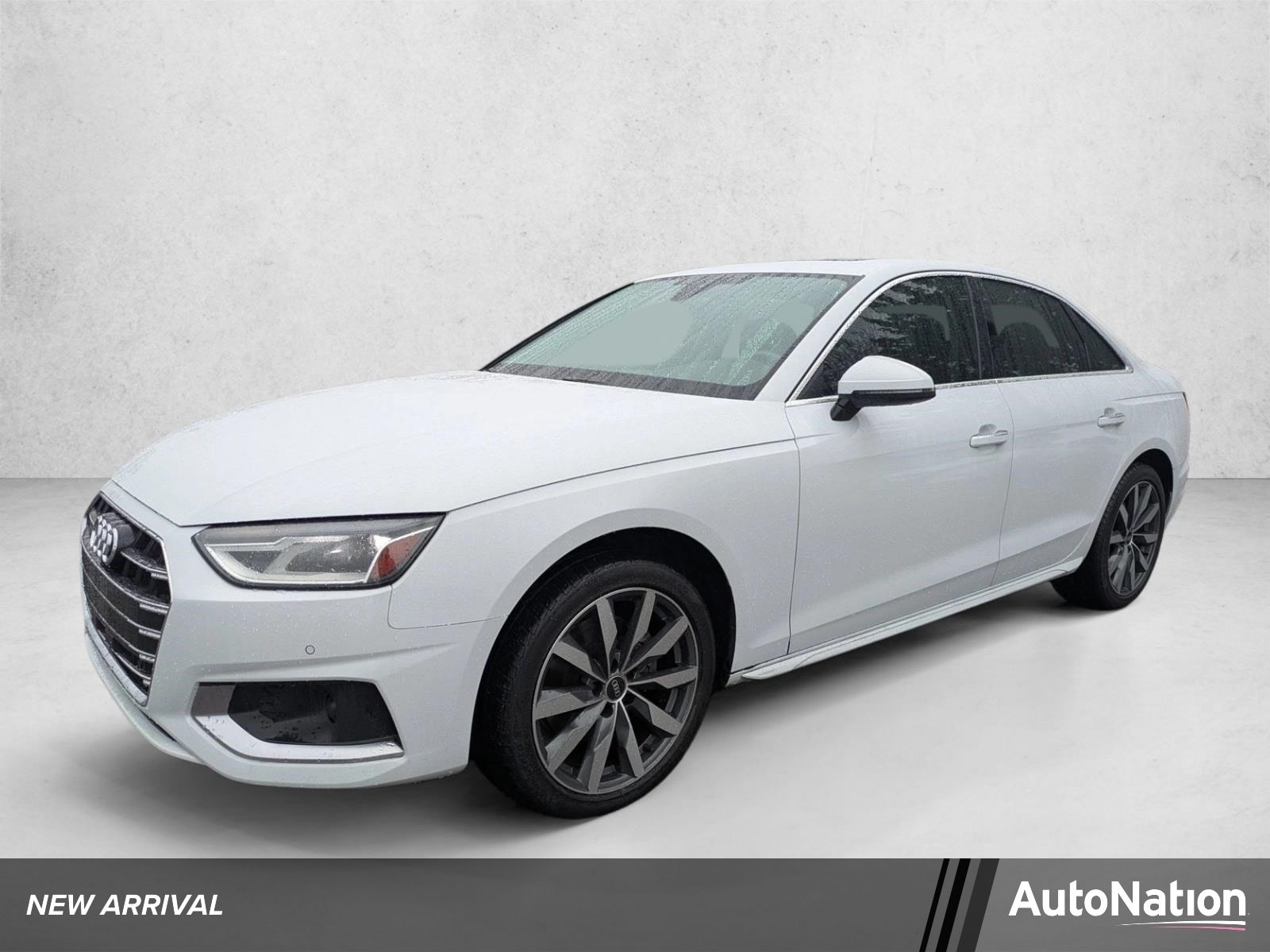 2021 Audi A4 40 quattro S tronic Premium's photo