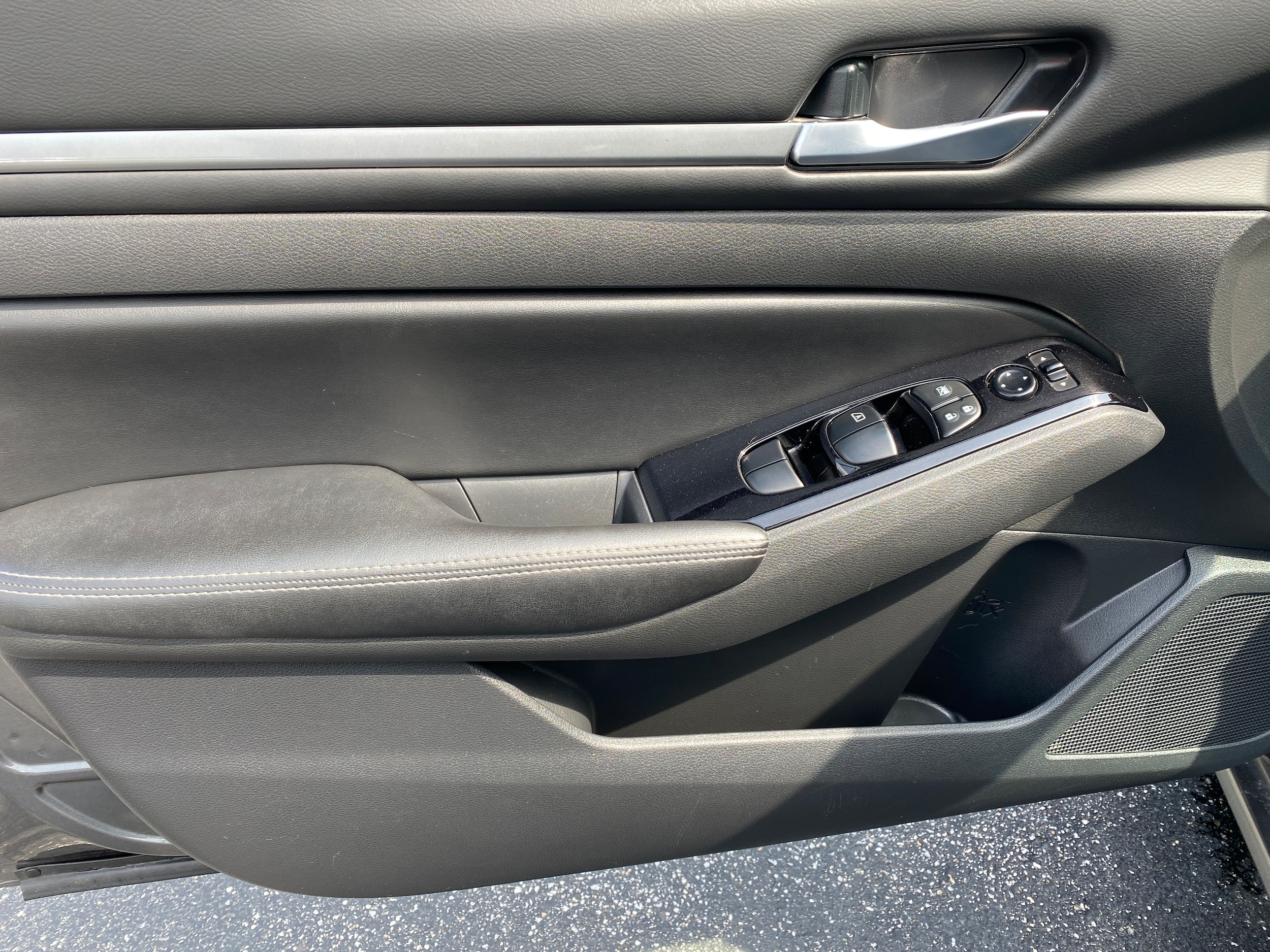 2023 Nissan Altima SV - Photo 15