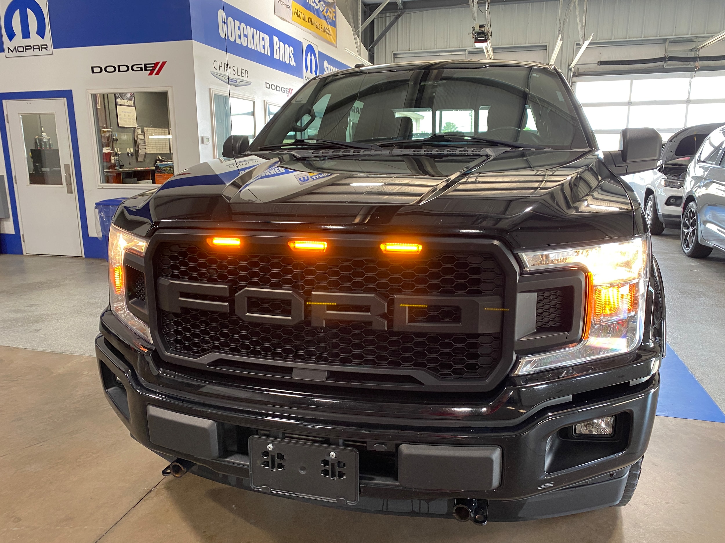 Used 2018 Ford F-150 XLT with VIN 1FTEW1EPXJKC52392 for sale in Effingham, IL