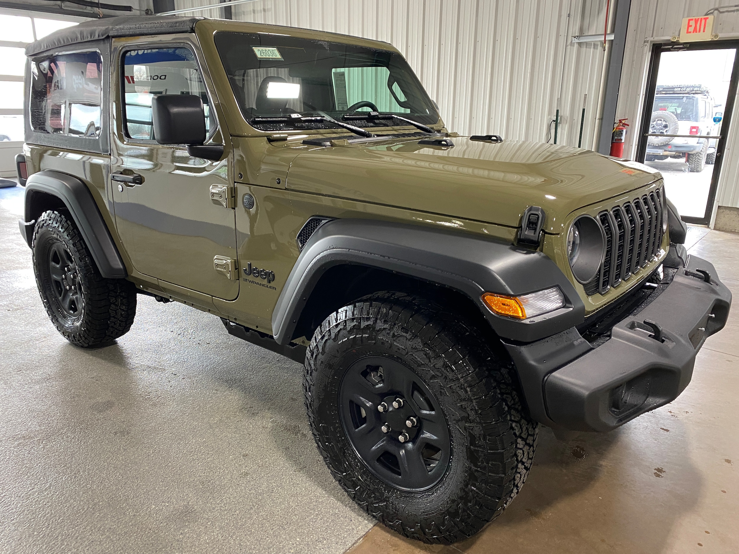 View vehicle photo 3