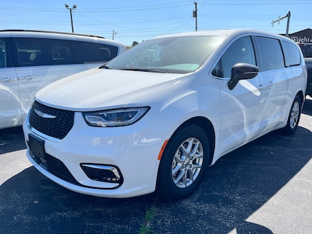 2024 Chrysler Pacifica Touring L Touring L FWD 2C4RC1BG2RR114177