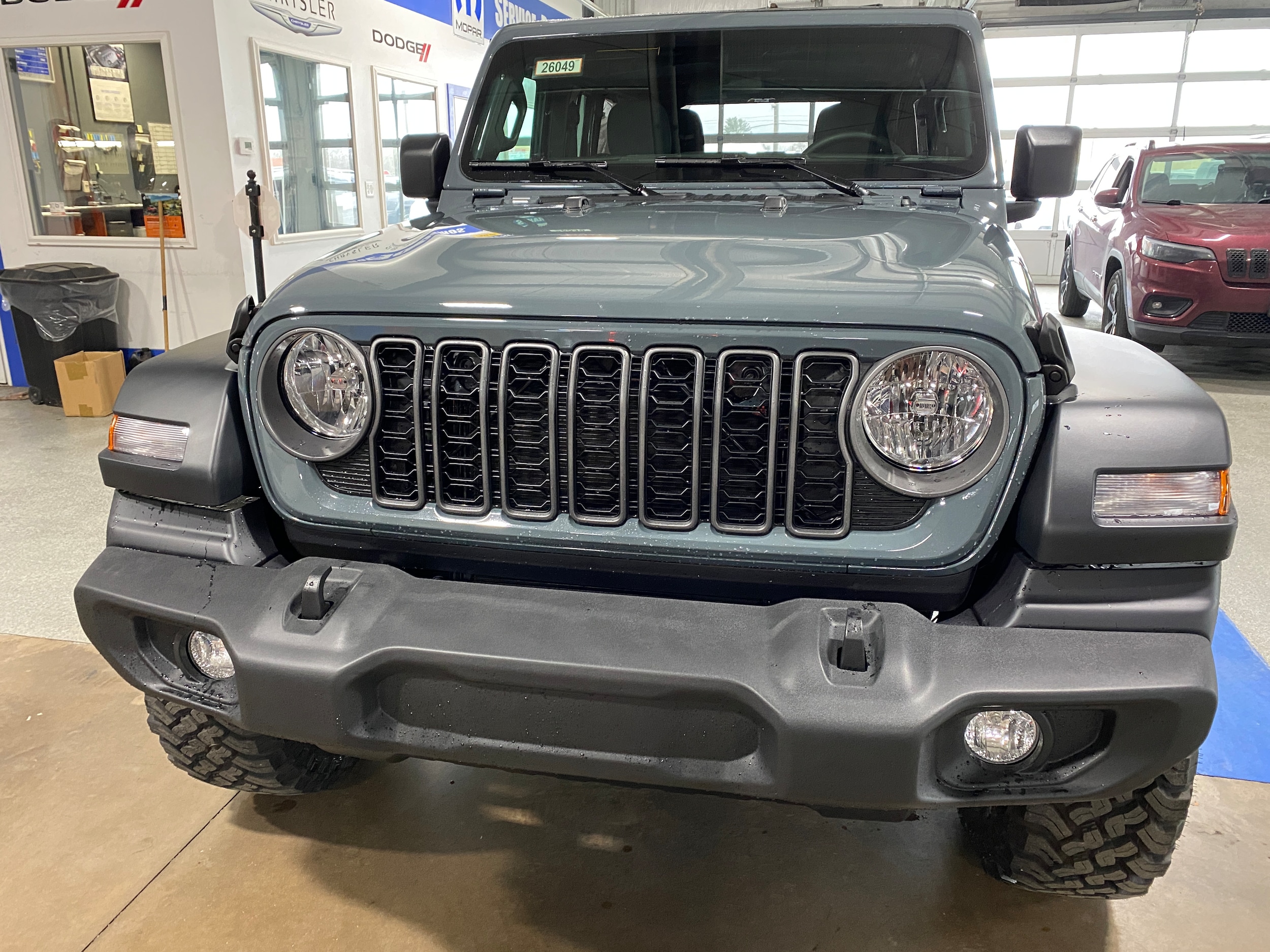 View vehicle photo 2