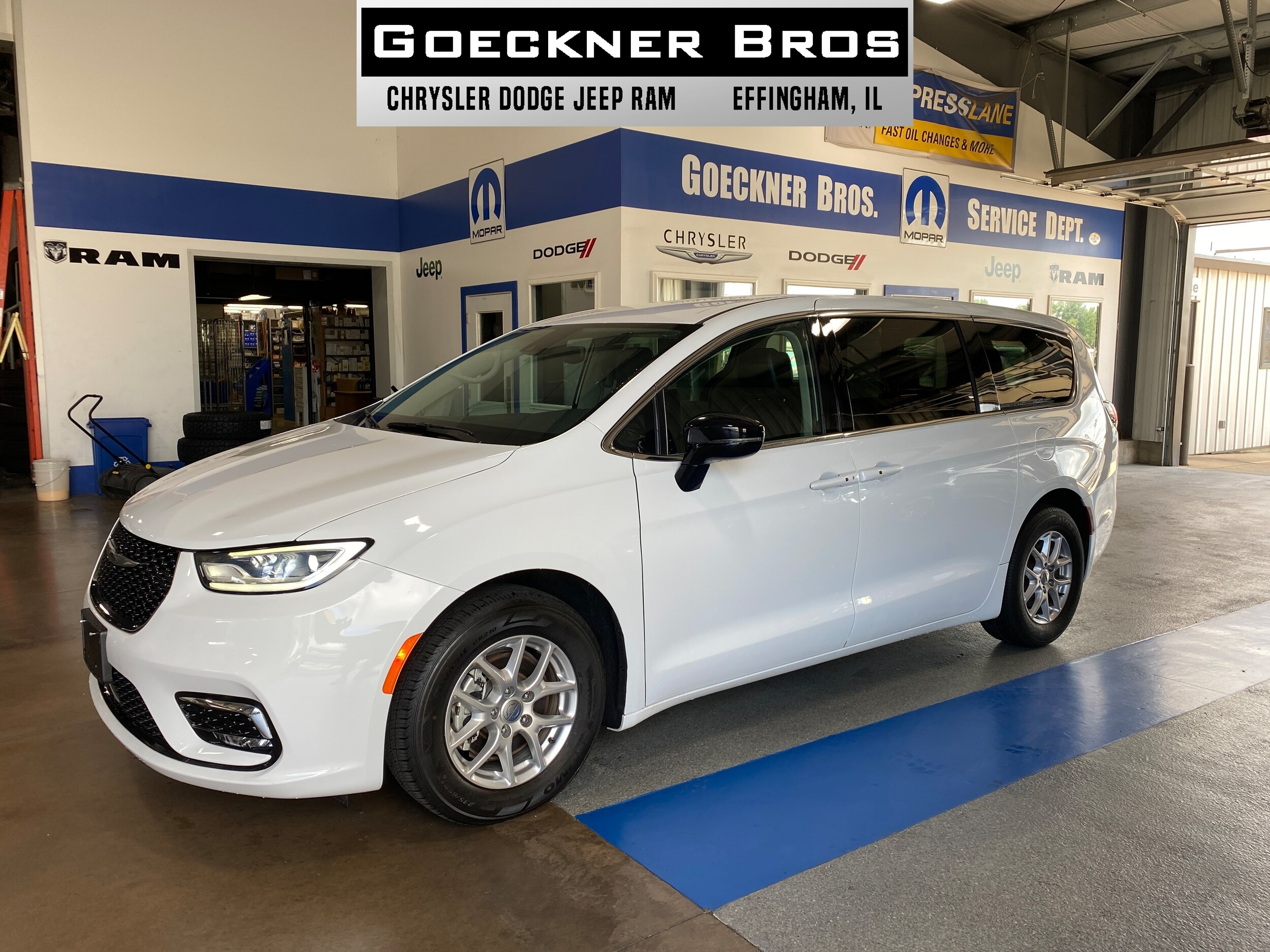 2024 Chrysler Pacifica