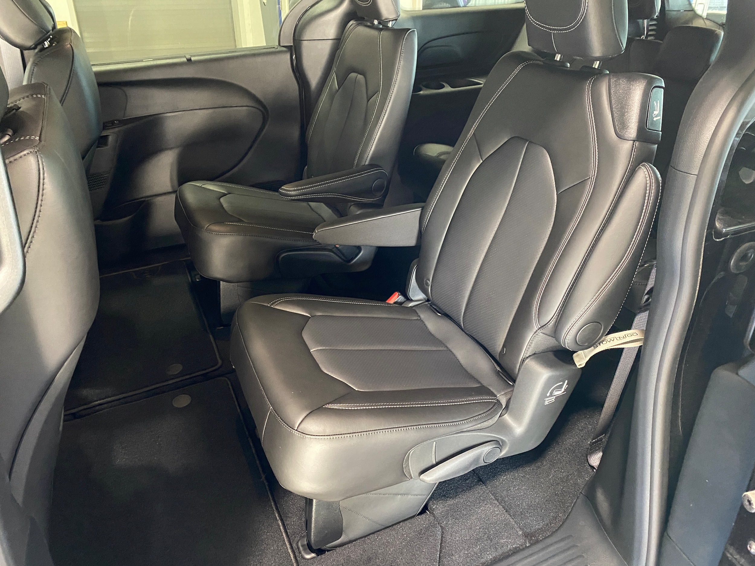 2026 Chrysler Voyager LX - Photo 19
