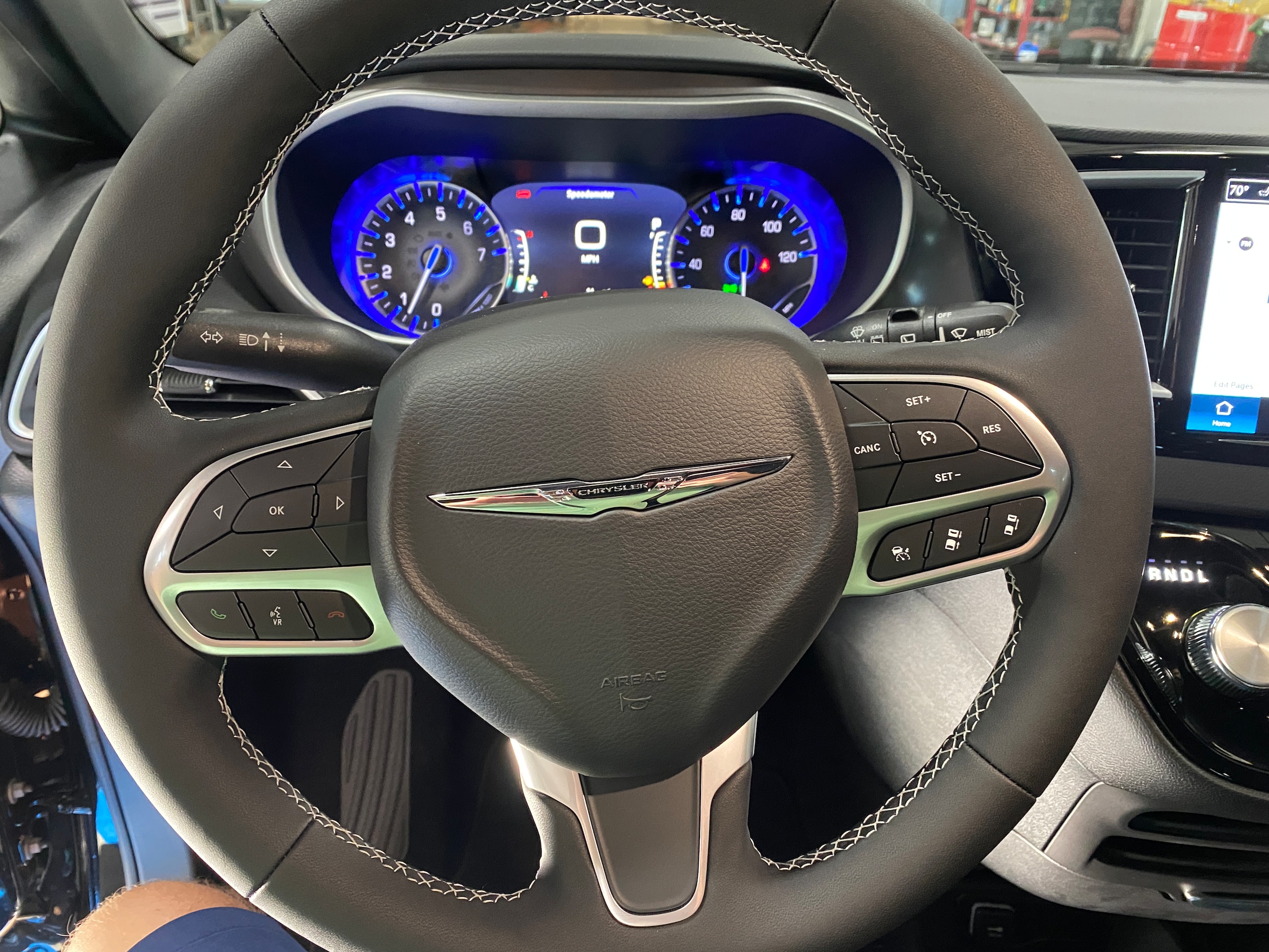 2026 Chrysler Voyager LX - Photo 16