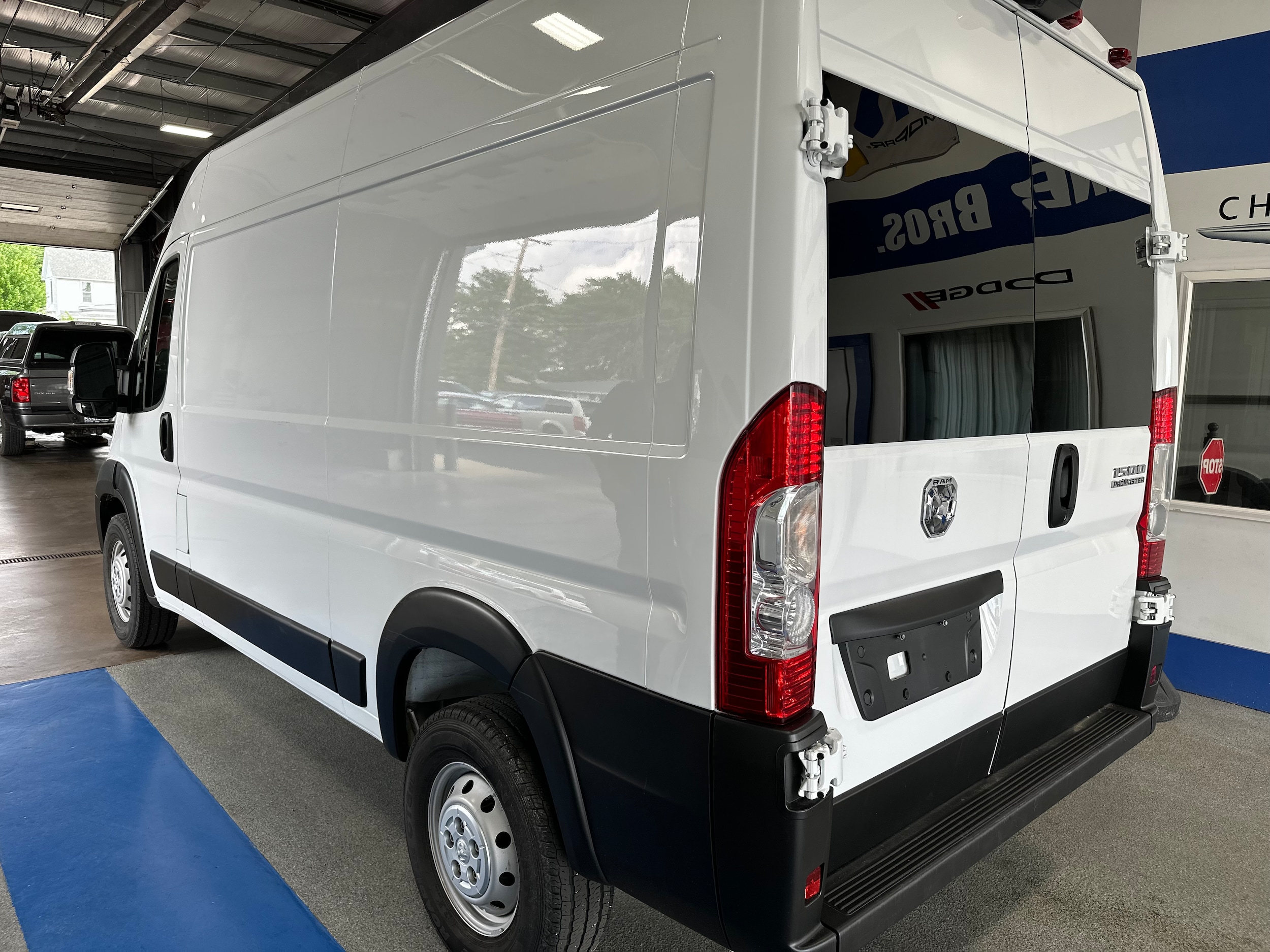 2023 RAM ProMaster Cargo Van Base