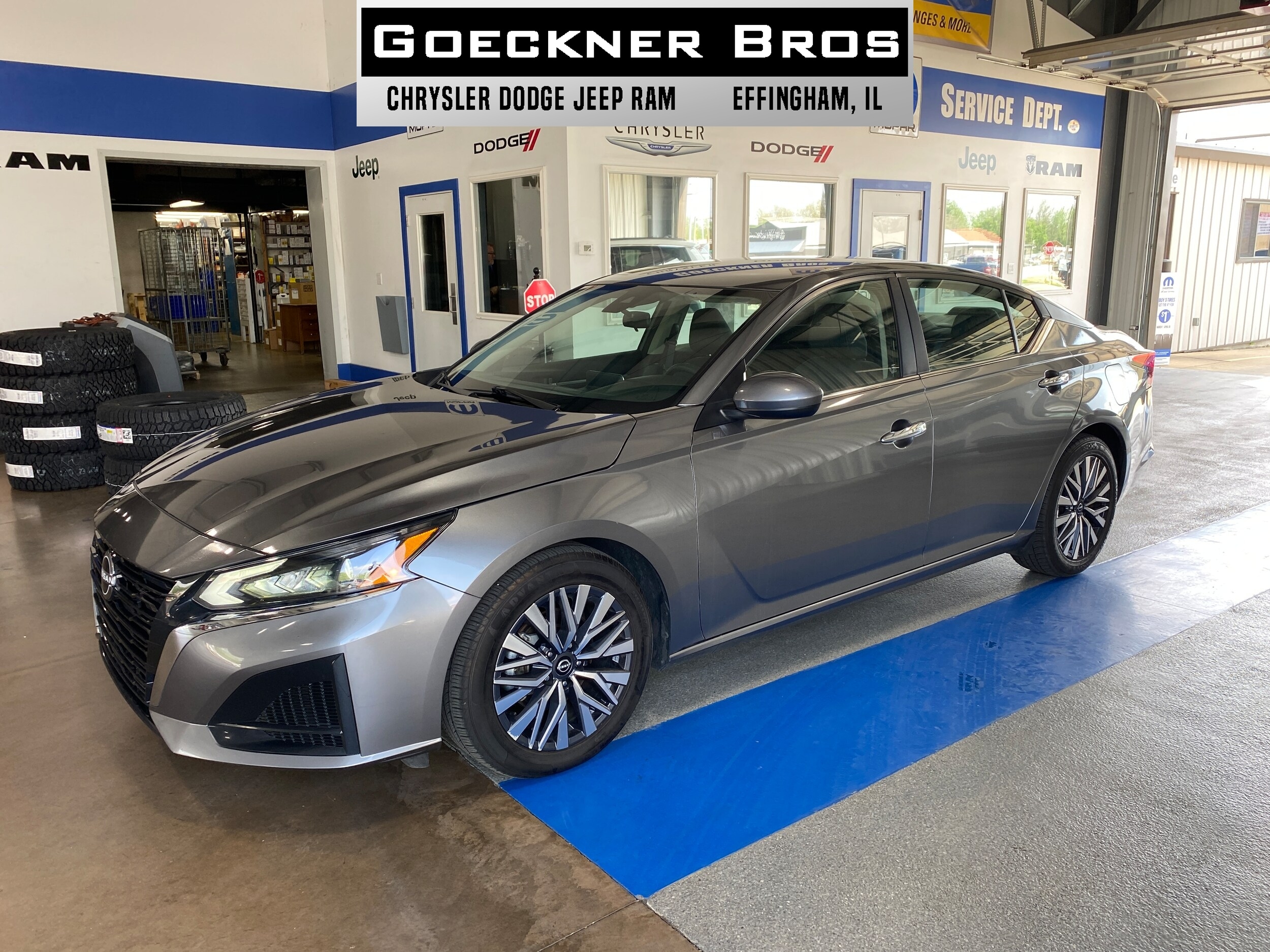 2023 Nissan Altima SV