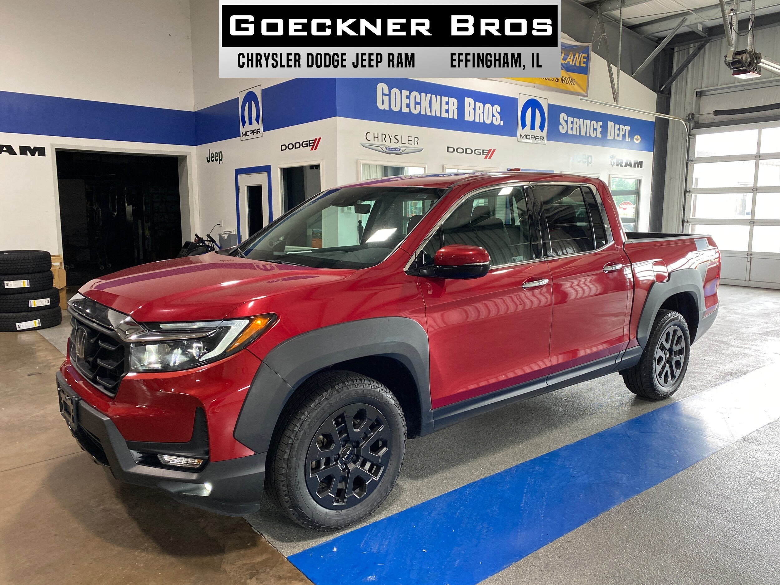 Red 2022 Honda Ridgeline RTL-E AWD Pickup Truck All-Wheel Drive Automatic
